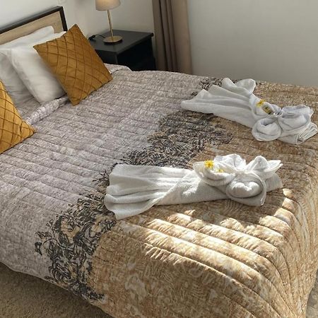 Patras Golden Suite 外观 照片