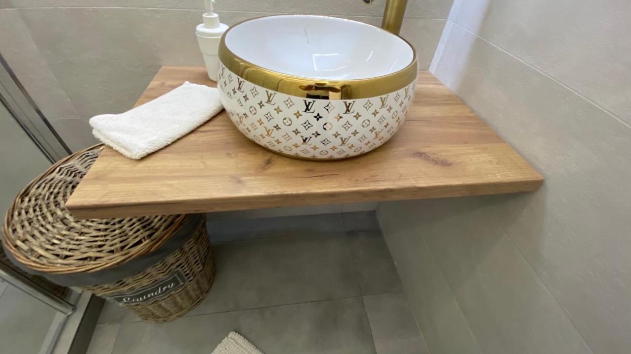 Patras Golden Suite 外观 照片